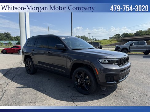 New 2025 Jeep Grand Cherokee L Altitude image 3