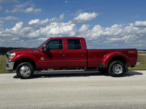 Used 2016 Ford F350 Lariat w/ Chrome Package image 3