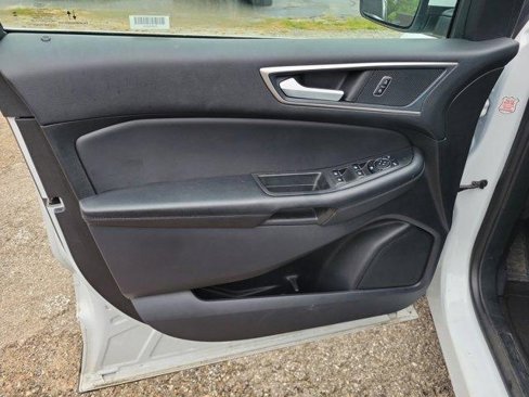 Used 2024 Ford Edge SEL image 16