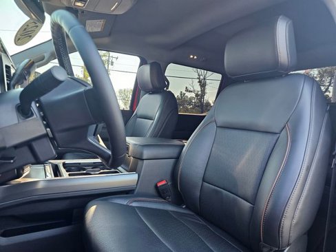 Used 2025 Ford F250 Lariat w/ Tremor Off-Road Package image 24