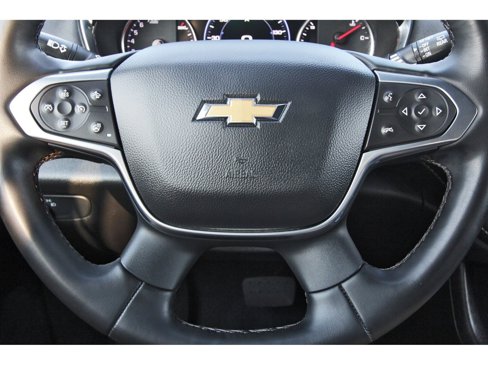 Used 2023 Chevrolet Traverse Premier image 18