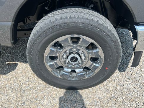 New 2026 Ford F350 Lariat w/ Chrome Package image 10