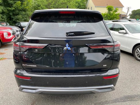 New 2025 Mitsubishi Outlander SE image 4