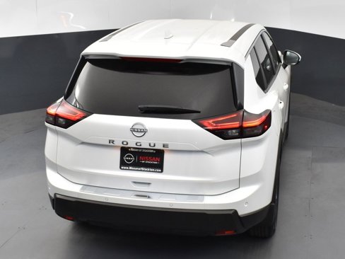 New 2026 Nissan Rogue SV image 51