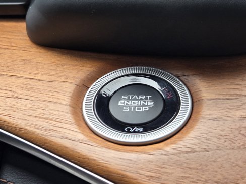 Used 2022 Jeep Grand Cherokee L Summit image 24