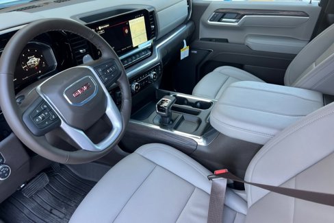 New 2026 GMC Sierra 1500 SLT w/ SLT Premium Package image 7