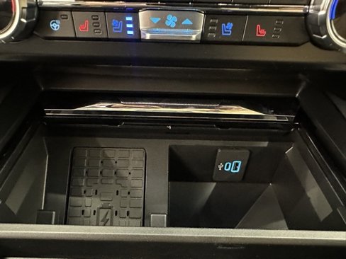 New 2026 Ford F250 Lariat image 36