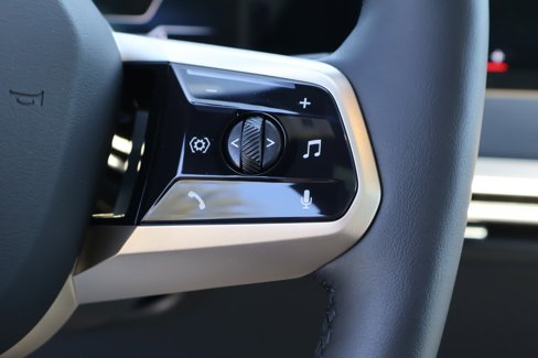New 2026 BMW iX xDrive45 image 19