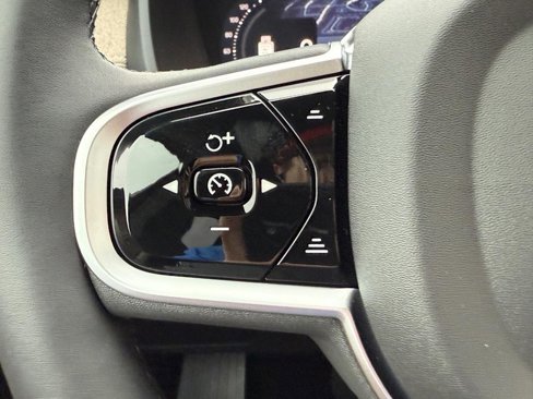 New 2026 Volvo XC90 B6 Ultra image 12