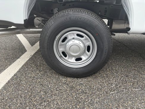 New 2025 Ford F250 XLT image 12