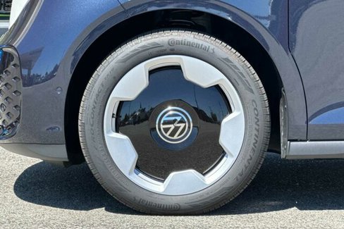 New 2025 Volkswagen ID. Buzz Pro S Plus image 27