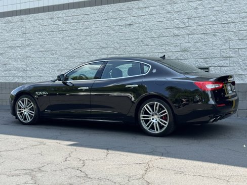 Used 2018 Maserati Quattroporte S GranLusso image 13