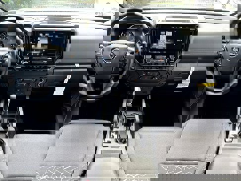 New 2026 Nissan Frontier SV image 4