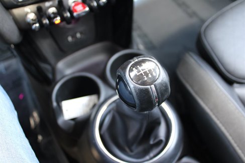 Used 2019 MINI Cooper S w/ Signature Upholstery Package image 30