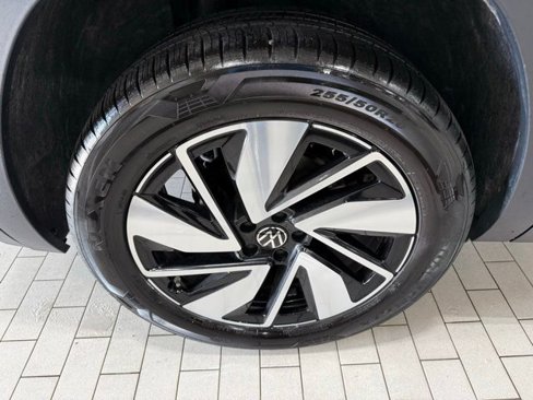Certified 2025 Volkswagen Atlas SEL image 35