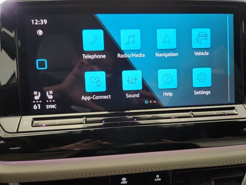 New 2026 Volkswagen Atlas Cross Sport SEL Premium R-Line image 18