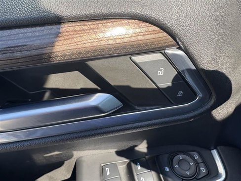 Used 2023 Chevrolet Silverado 1500 LT image 14