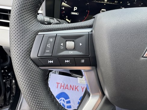 New 2025 Mitsubishi Outlander AWD image 19