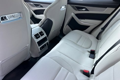 Used 2025 Jaguar F-PACE R-Dynamic S image 12
