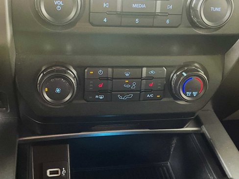 Used 2019 Ford F150 XLT w/ Equipment Group 302A Luxury image 14