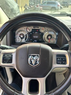 Used 2016 RAM 3500 Laramie Longhorn image 14