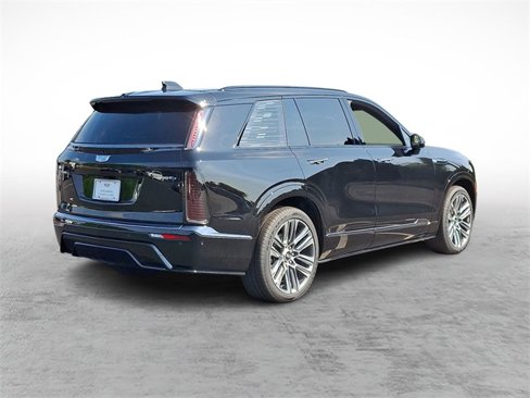 New 2026 Cadillac Vistiq Platinum image 3