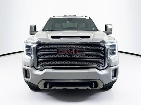 Used 2023 GMC Sierra 2500 Denali image 2