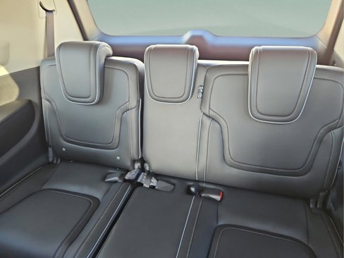 New 2025 INFINITI QX80 Luxe image 11