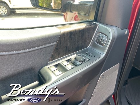 New 2026 Ford F250 4x4 Crew Cab Super Duty image 5