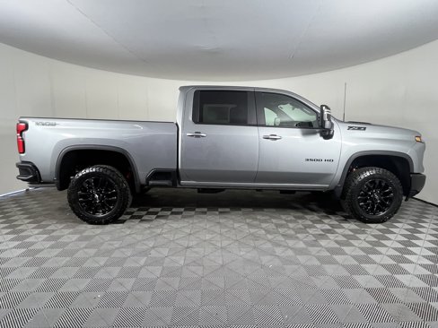 New 2025 Chevrolet Silverado 3500 LT w/ Trail Boss Package image 4
