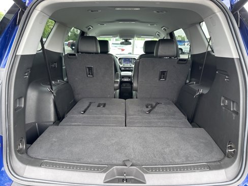 Certified 2023 GMC Acadia SLT w/ Elevation Edition image 10