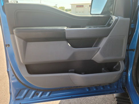 Used 2021 Ford F150 XLT w/ Equipment Group 301A Mid image 8