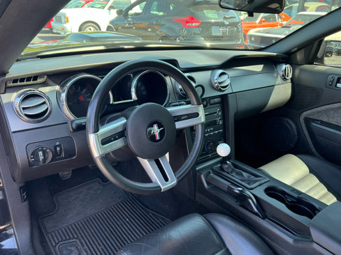 Used 2009 Ford Mustang GT Premium image 11