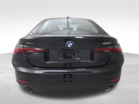 Used 2025 BMW 430i xDrive w/ Premium Package image 8