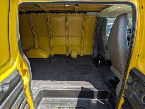 Used 2023 Chevrolet Express 2500 image 26