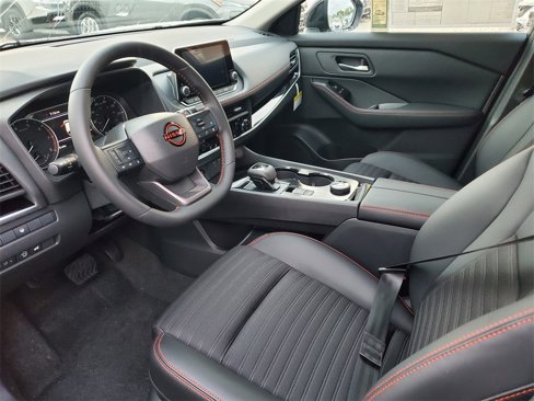 New 2026 Nissan Rogue SV image 7
