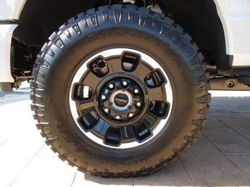 New 2025 Ford F250 Lariat w/ Lariat Ultimate Package image 8
