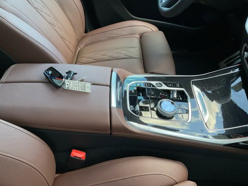 New 2026 BMW X7 M60i image 34
