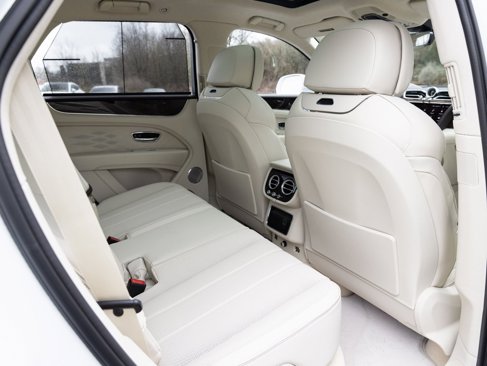 New 2025 Bentley Bentayga image 58