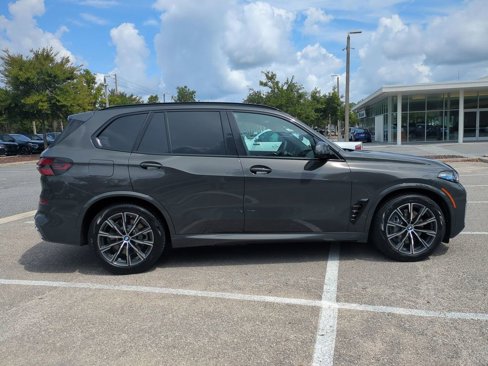 New 2026 BMW X5 xDrive50e w/ Executive Package image 4