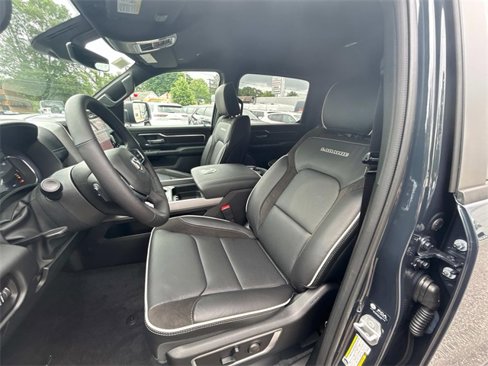New 2025 RAM 1500 Laramie image 8