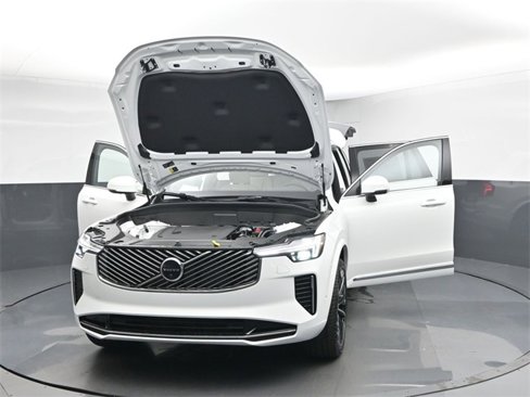 New 2026 Volvo XC90 B6 Plus w/ Protection Package Premier image 55