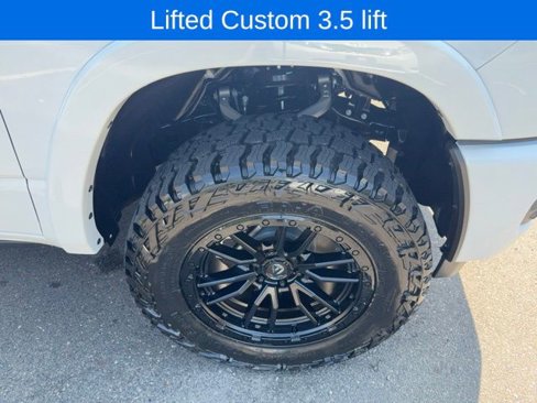 New 2025 RAM 1500 Laramie w/ Night Edition image 24
