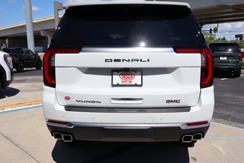 New 2026 GMC Yukon Denali image 5