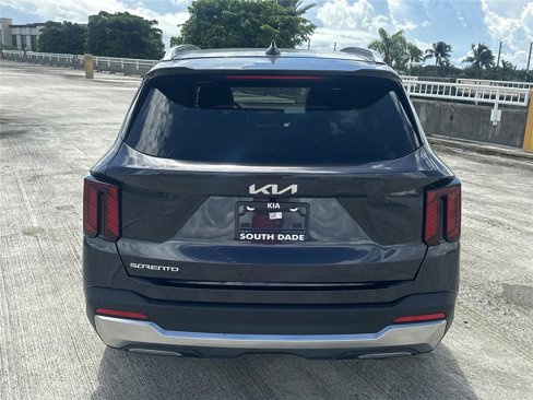 New 2026 Kia Sorento SX image 5