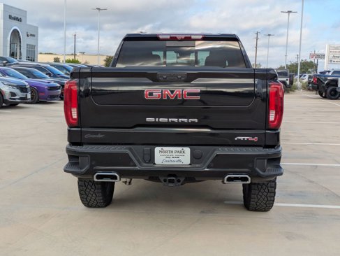 Used 2024 GMC Sierra 1500 AT4 w/ Technology Package image 4