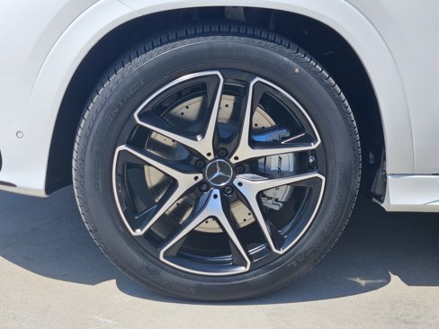 New 2026 Mercedes-Benz GLE 53 AMG 4MATIC Coupe image 11