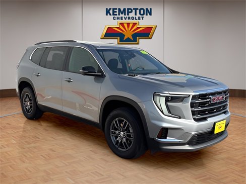 Used 2025 GMC Acadia Elevation image 8