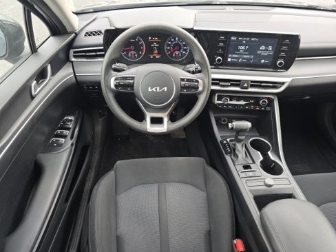 Used 2022 Kia K5 LXS image 17