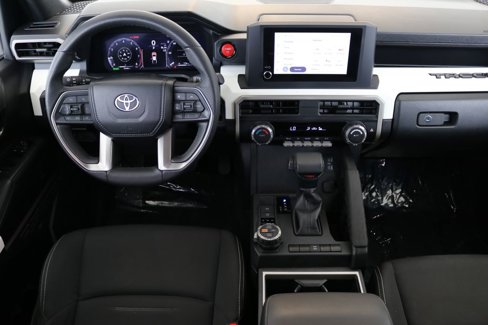 Used 2024 Toyota Tacoma TRD Off-Road image 18